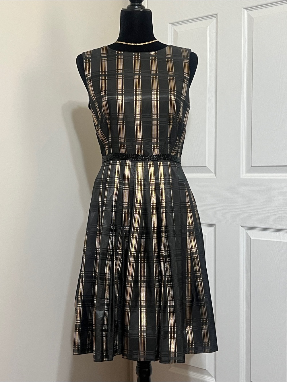 Black and Gold Plaid Sleeveless Fit-and-Flare Wedding Dress